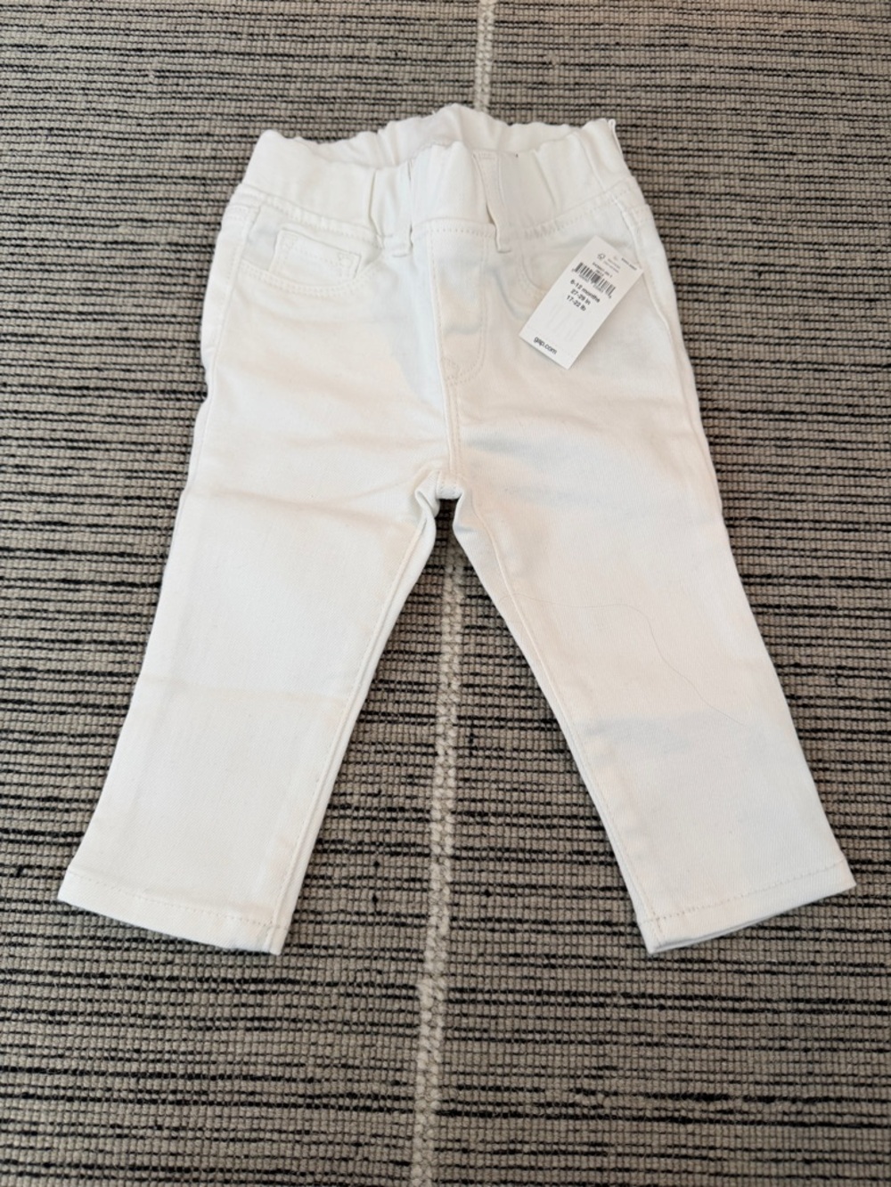 baby GAP 6-12 MO White Jeans